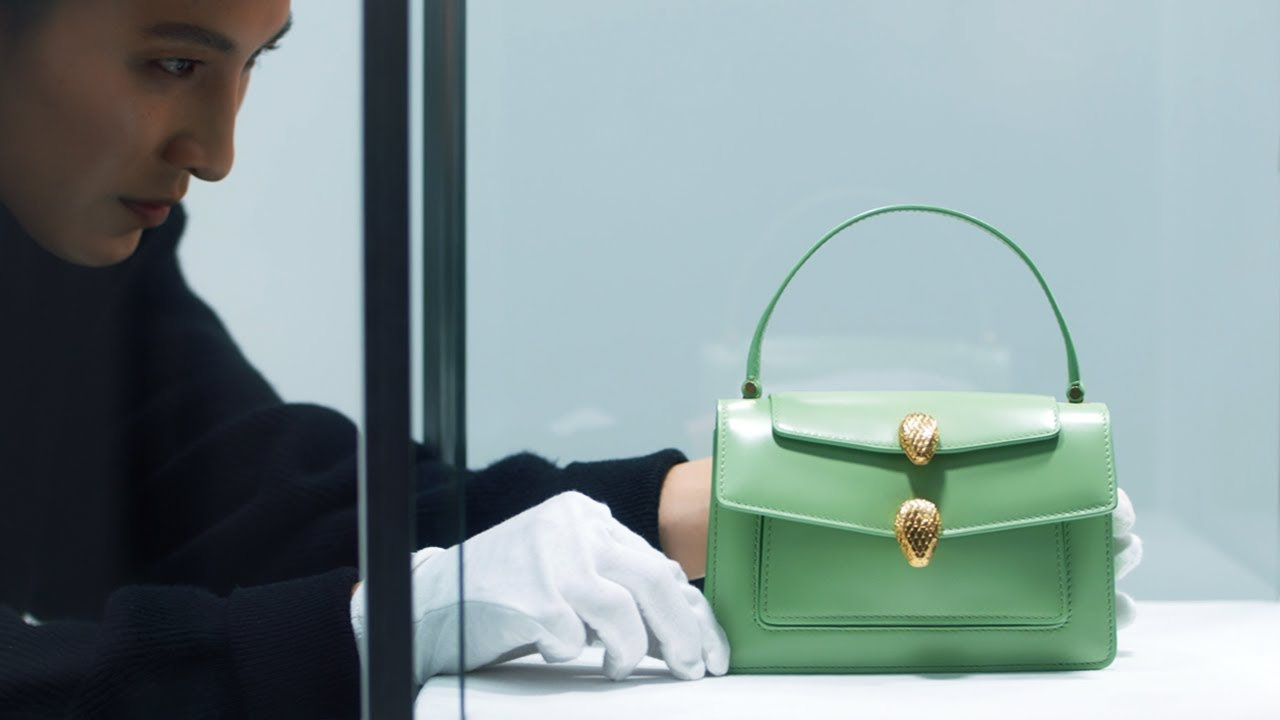 From errands to evenings, the BULGARI Belt Bag proves small really can do it all.